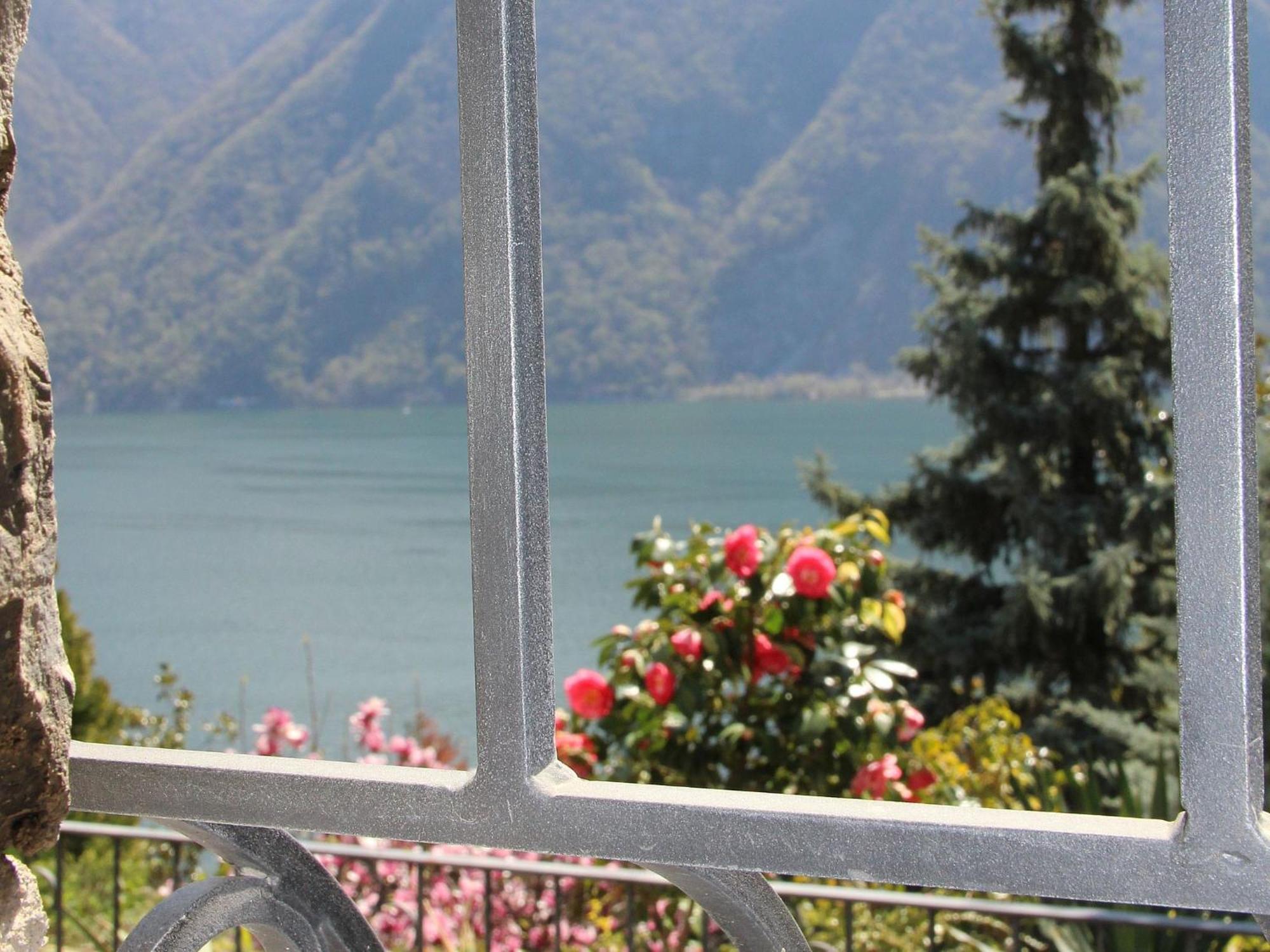 Barony Le Pergole Holiday Apartments Lugano Exteriör bild